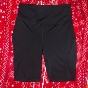 Wunder Train high-rise short